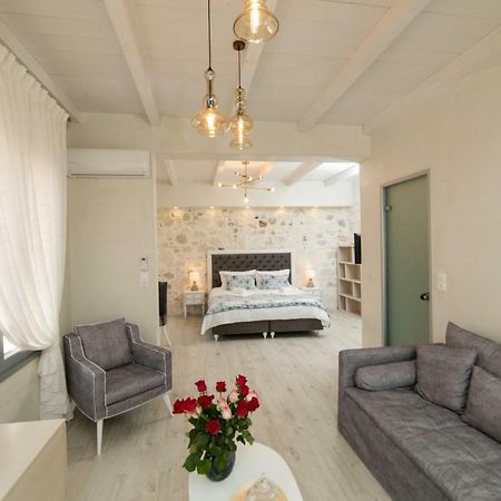 Jacuzzi Suite In The Heart Of Oldtown Rethymno  ภายนอก รูปภาพ