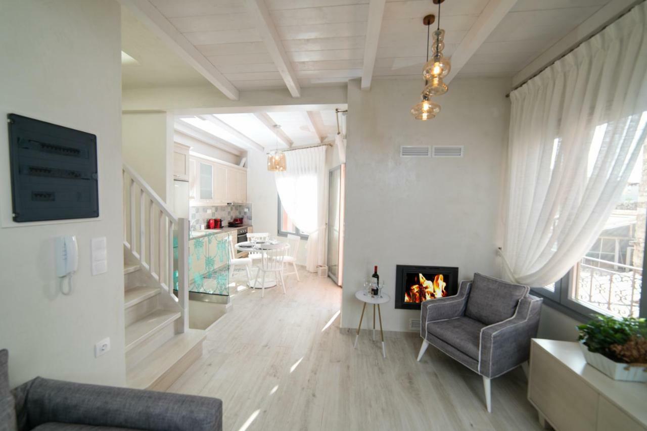 Jacuzzi Suite In The Heart Of Oldtown Rethymno  ภายนอก รูปภาพ
