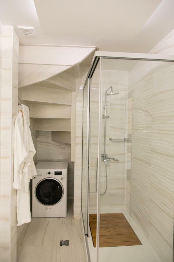 Jacuzzi Suite In The Heart Of Oldtown Rethymno  ภายนอก รูปภาพ