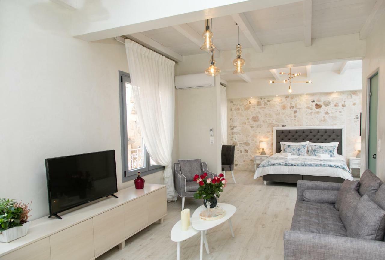 Jacuzzi Suite In The Heart Of Oldtown Rethymno  ภายนอก รูปภาพ