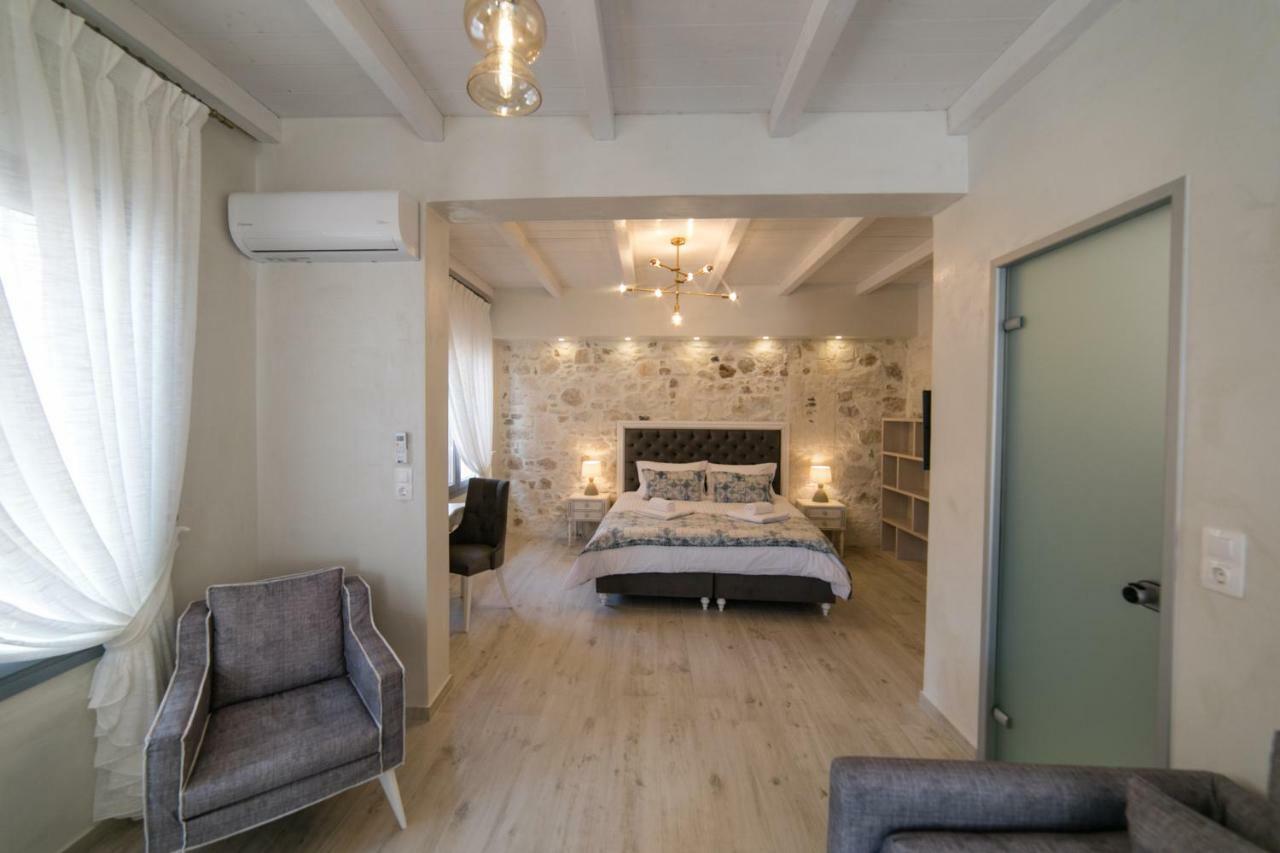 Jacuzzi Suite In The Heart Of Oldtown Rethymno  ภายนอก รูปภาพ